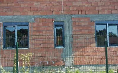 Casa Iosif din Cisnadie – montaj tamplarie Salamander Streamline 76 cu rulouri suprapuse