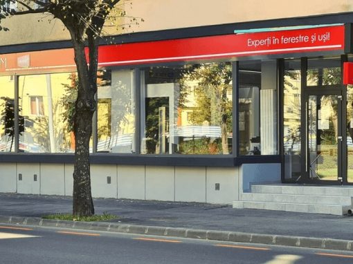 Showroom tamplarie PVC, aluminiu si lemn